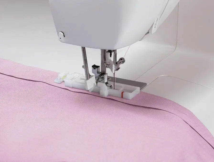 SINGER 6699 sewing machine Dominant color white