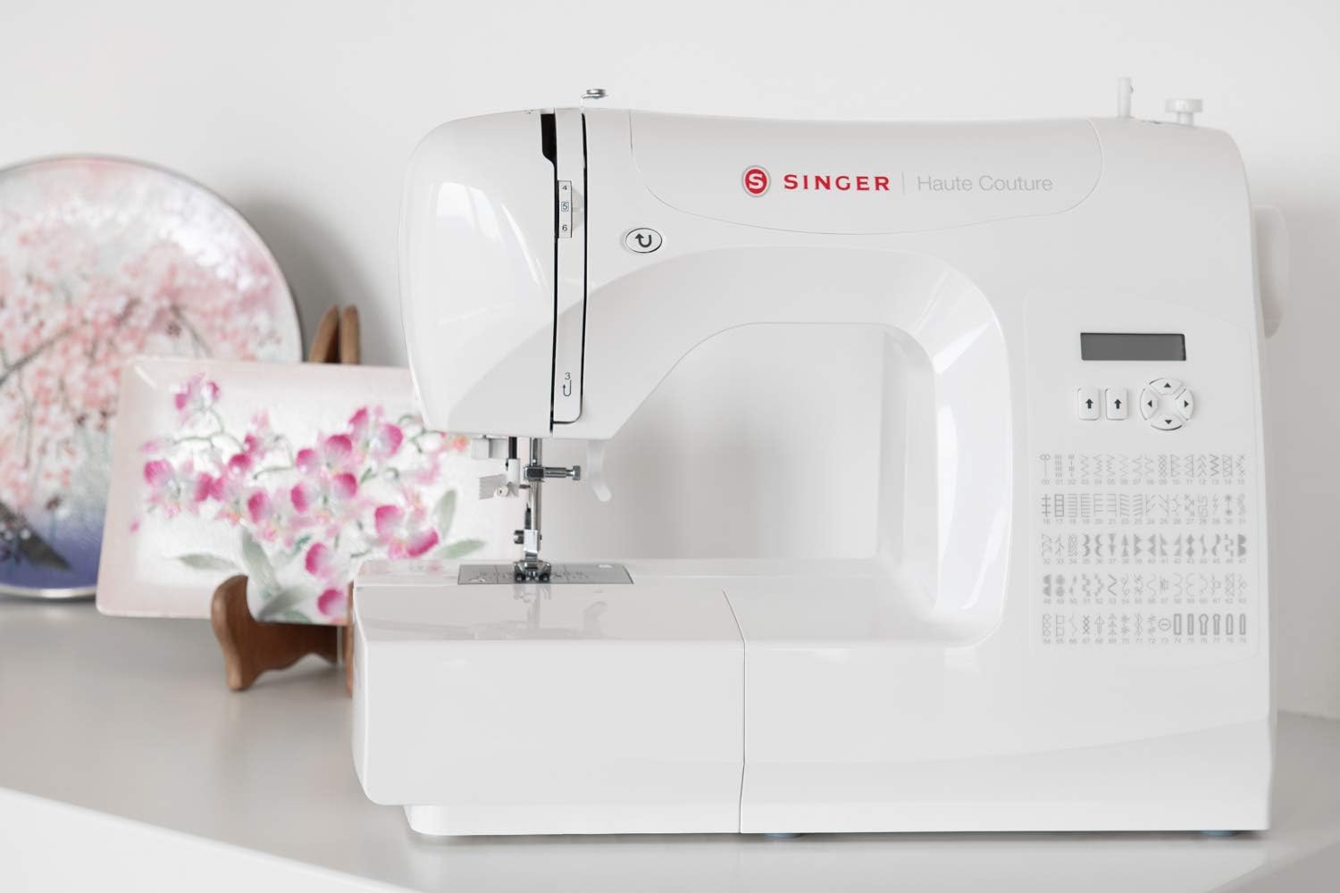 SINGER Haute Couture H527C Sewing Machine 80 programs automatic Brand SINGER