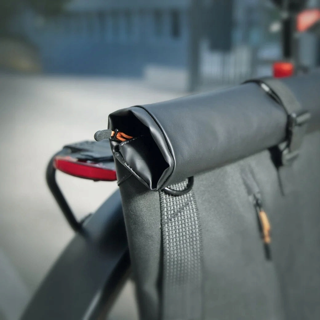SKS INFINITY SIDEBAG black side trunk bag Dominant material nylon