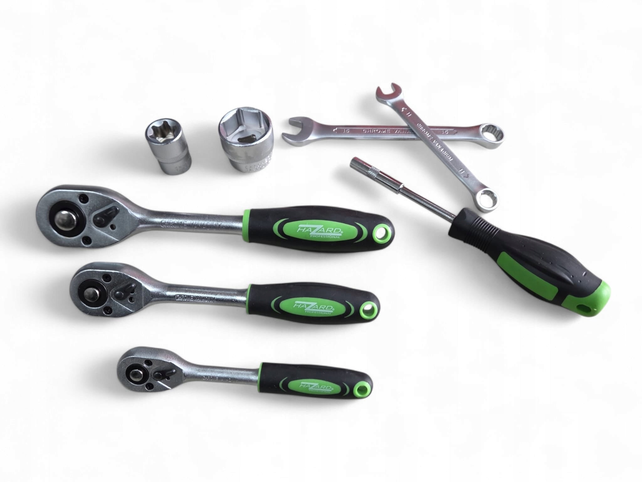 SOCKET WRENCH SET TOOL SET 216 EL EAN (GTIN) 5905143093573