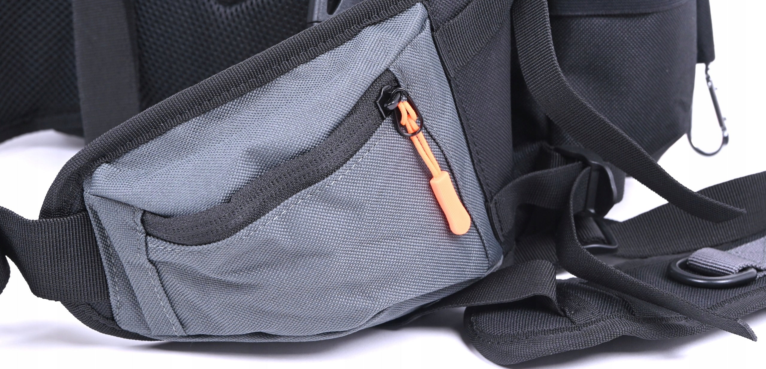 SPINNING FISHING BAG DURABLE ROOMY 28×22×12 cm 7,5l GIFT Color green