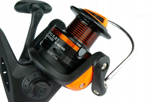 SPINNING SET jaxon FISHING ROD 2,4m +66 elements Z45 Transport length 80 cm