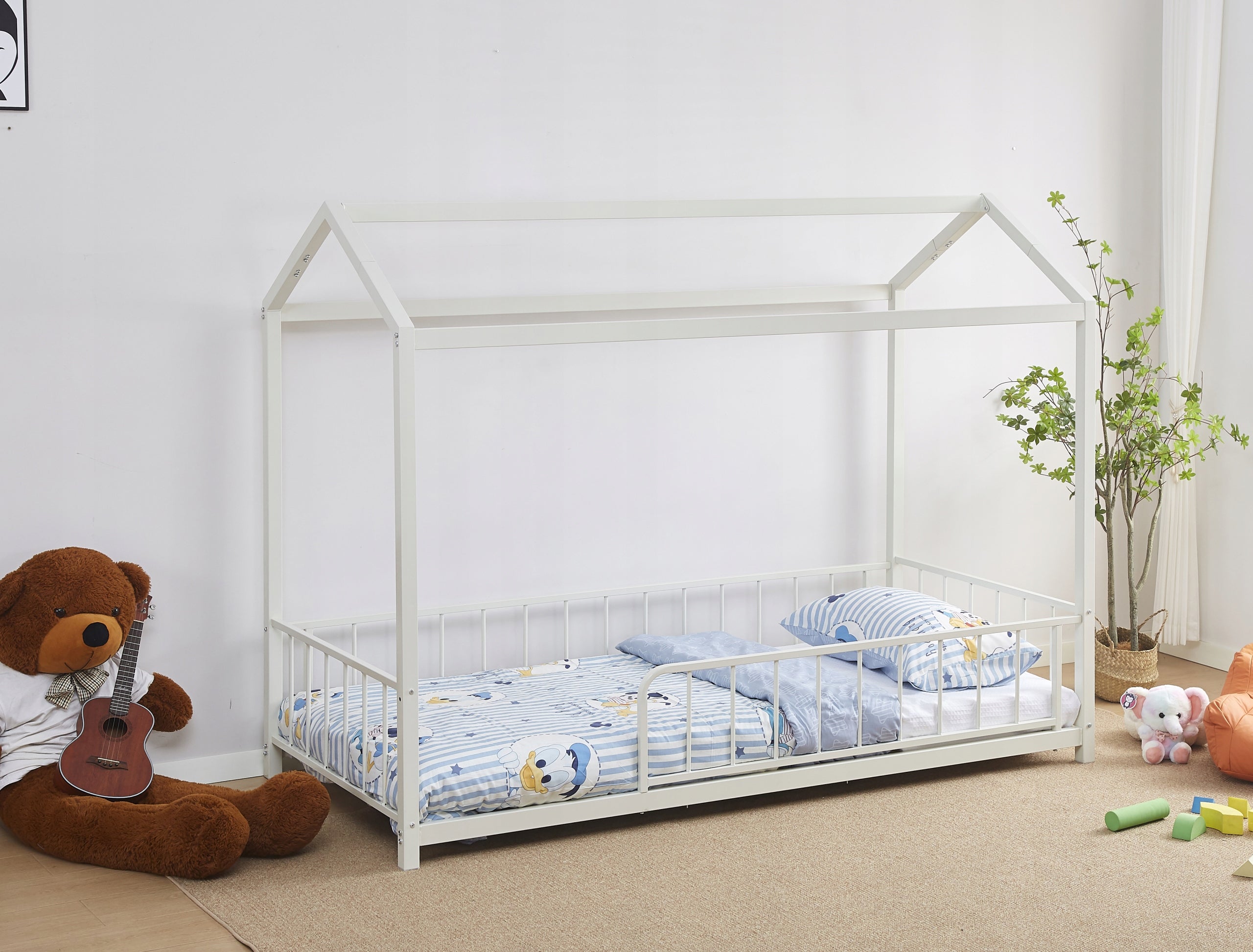 STABLE METAL COTTAGE BED WITH BARRIERS AND FRAME - WHITE - 90X200CM Manufacturer code 5904107192451