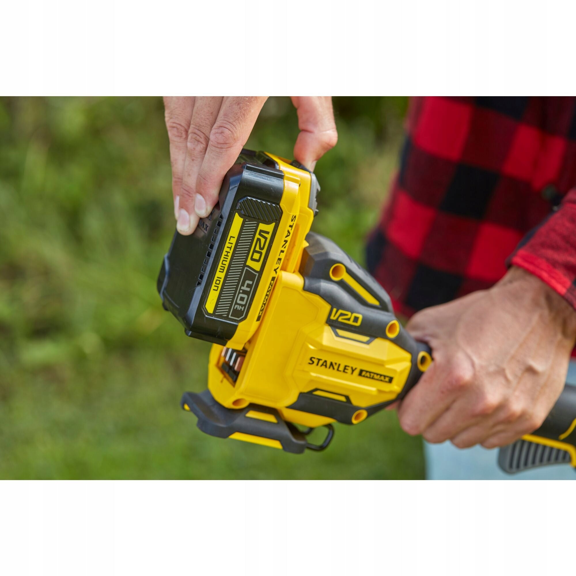 STANLEY BRUSHLESS LAWN TRIMMER 18V V20 33CM SFMCSTB933B-XJ Internal combustion engine power 0 KM