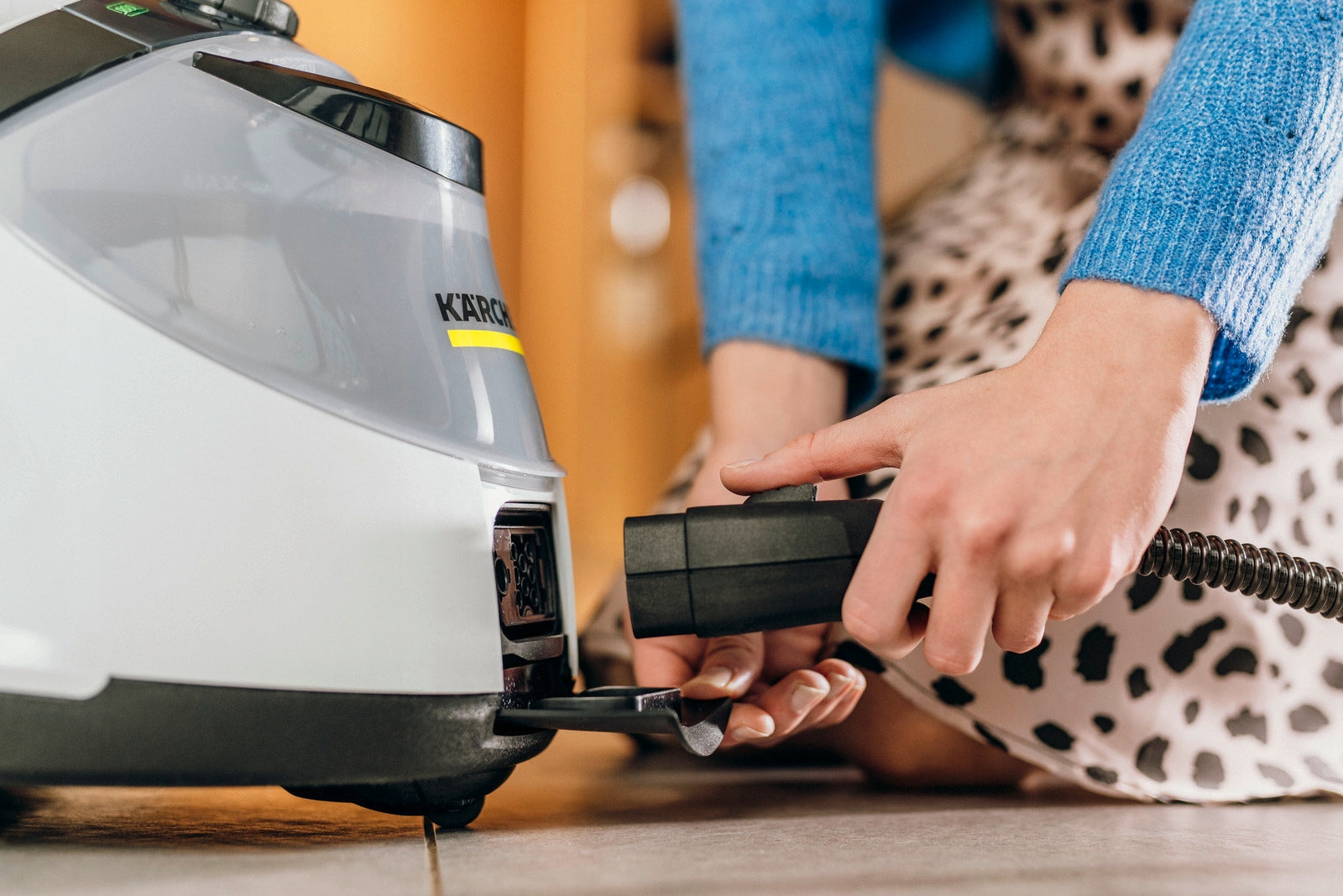 STEAMER SC 5 EasyFix HOME LINE – SET WITH IRON Karcher 1.512-661.0 Dominant color yellow/gold