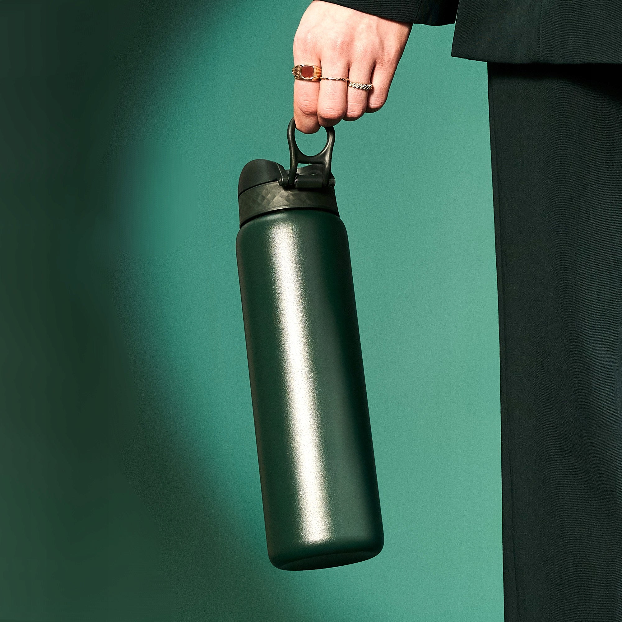 STEEL BOTTLE -ATEST PZH- MILITARY GREEN STAINLESS STEEL ION8 1,2 LITER Model I8SS1000DGRE