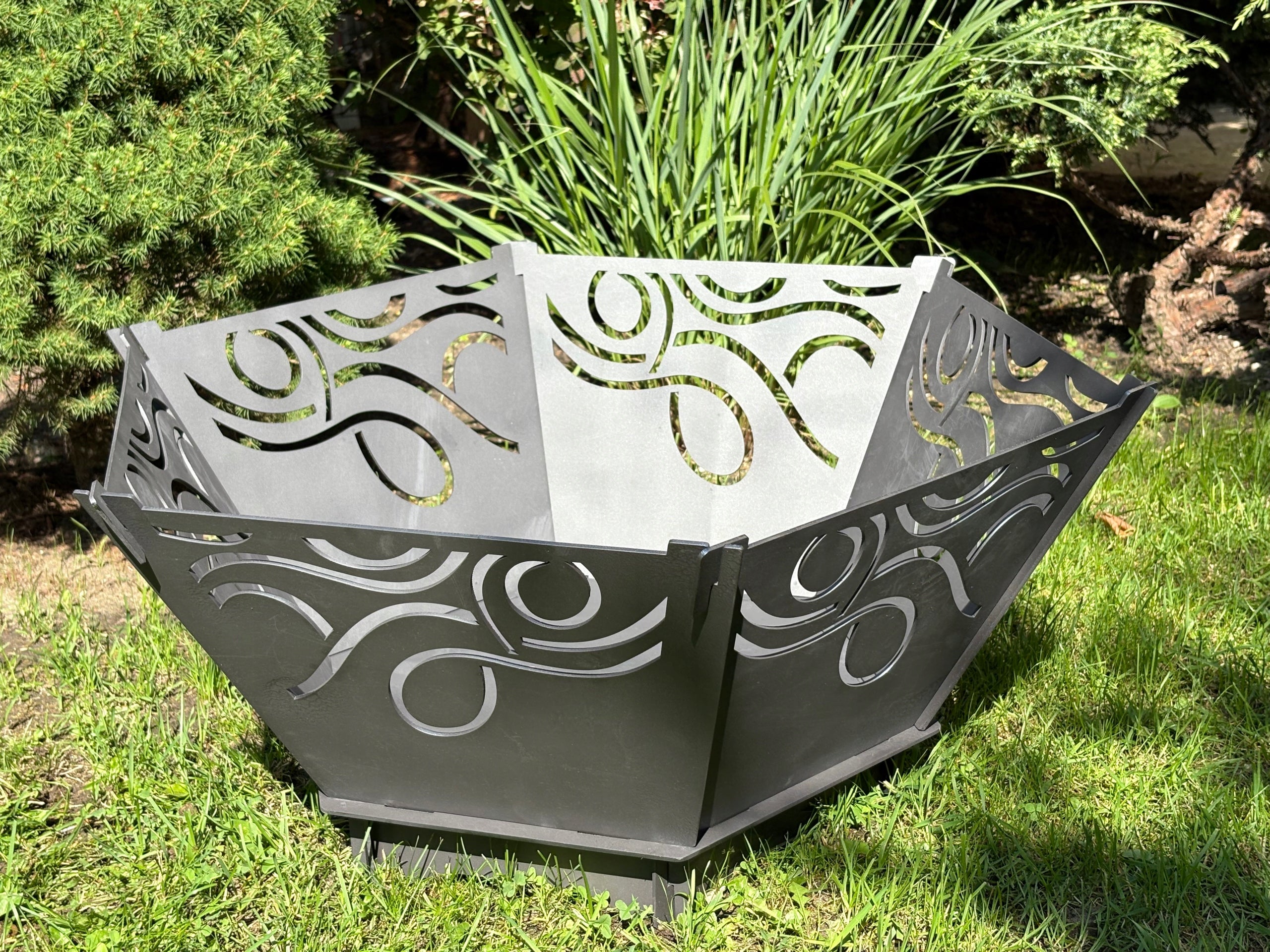 STEEL FIREPLACE FOLDING GRILL 2in1 STEEL MASSIVE MANUFACTURER MAZY Material steel