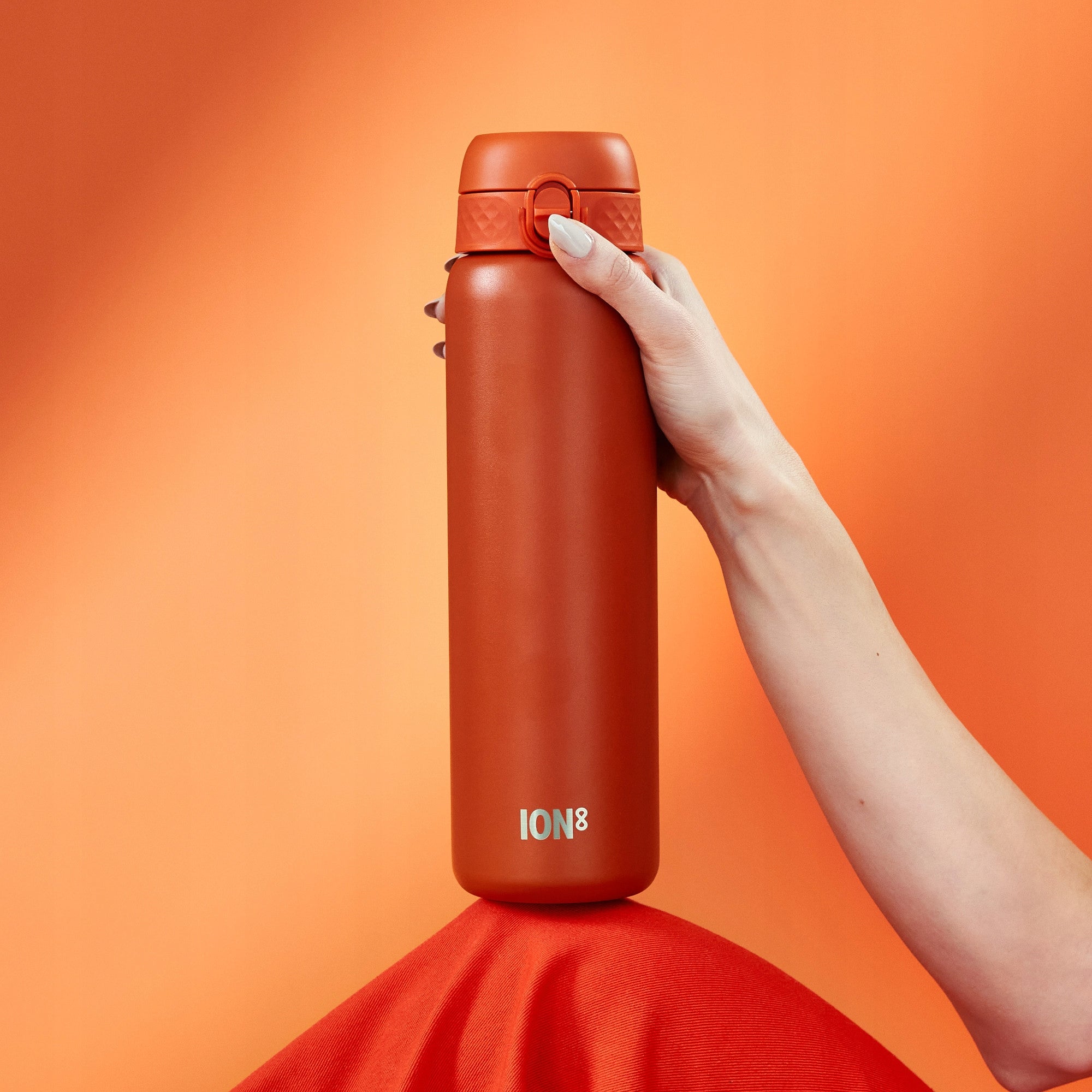 STEEL LARGE FAMILY WATER BOTTLE FOR TRIPS ION8 1,2 L Volume 1200 ml
