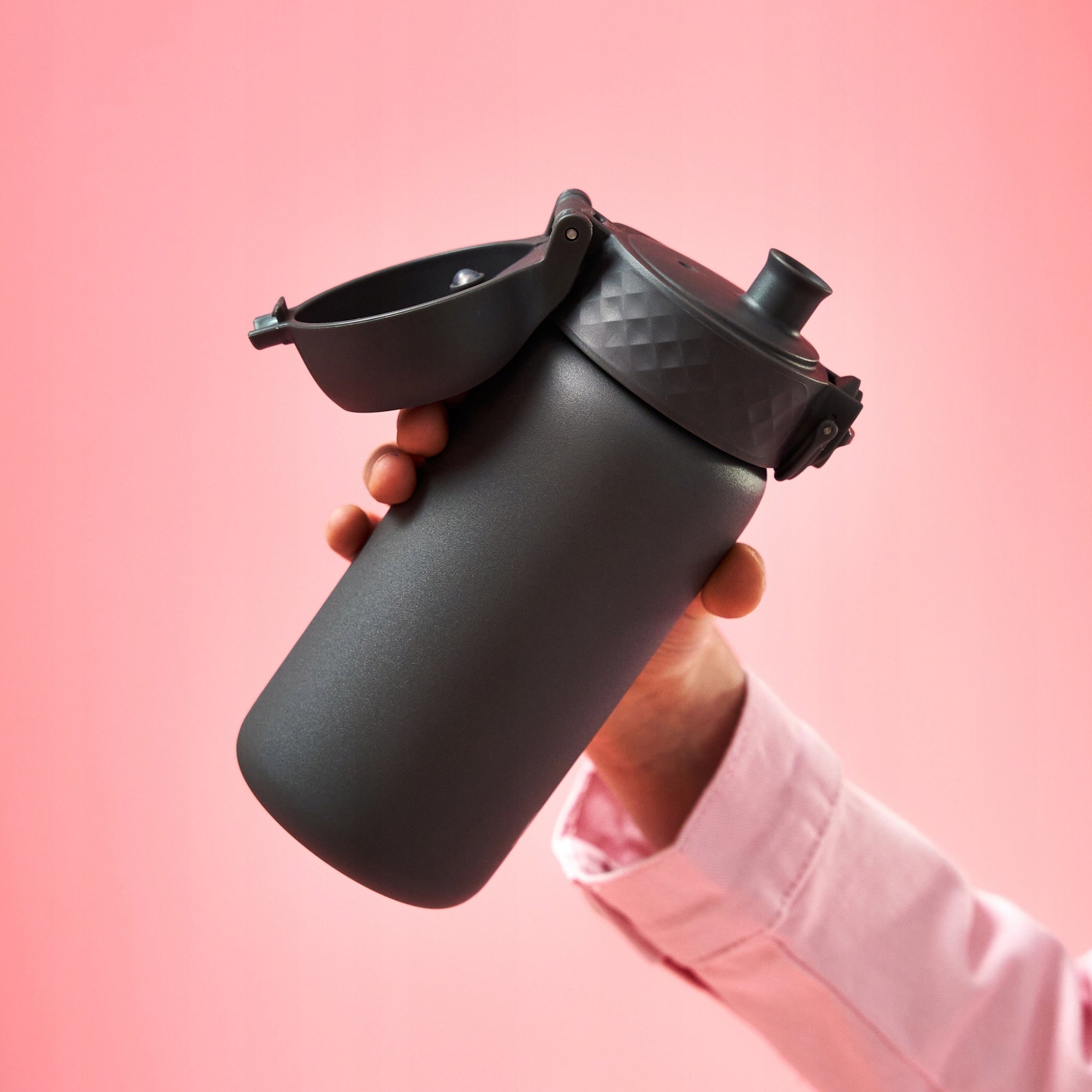 STEEL LIGHTWEIGHT WATER BOTTLE FOR FITNESS GYM SPORTS HARD MOUTHPIECE ION8 0,32 L Volume 400 ml