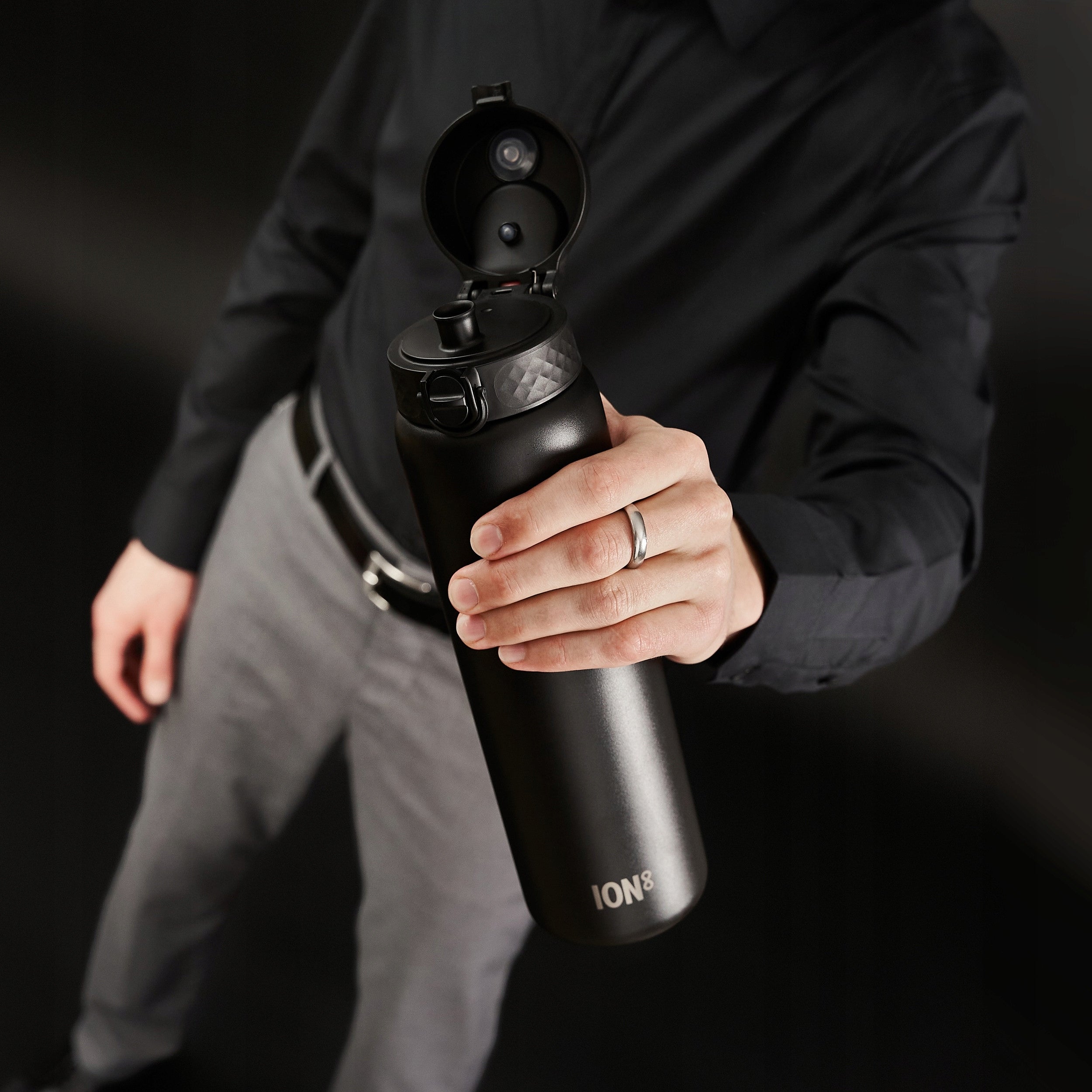 STEEL WATER BOTTLE LARGE AIRTIGHT TOURIST BLACK BOTTLE SPORT ION8 1,2 LITER Model I8SS1000BLK