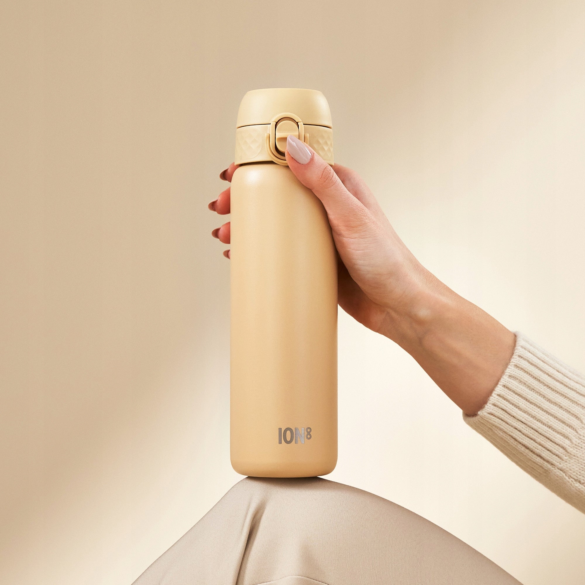 STEEL WATER BOTTLE - PZH CERTIFICATE - STAINLESS ELEGANT BEIGE ION8 0,6 l 600 ml Volume 600 ml