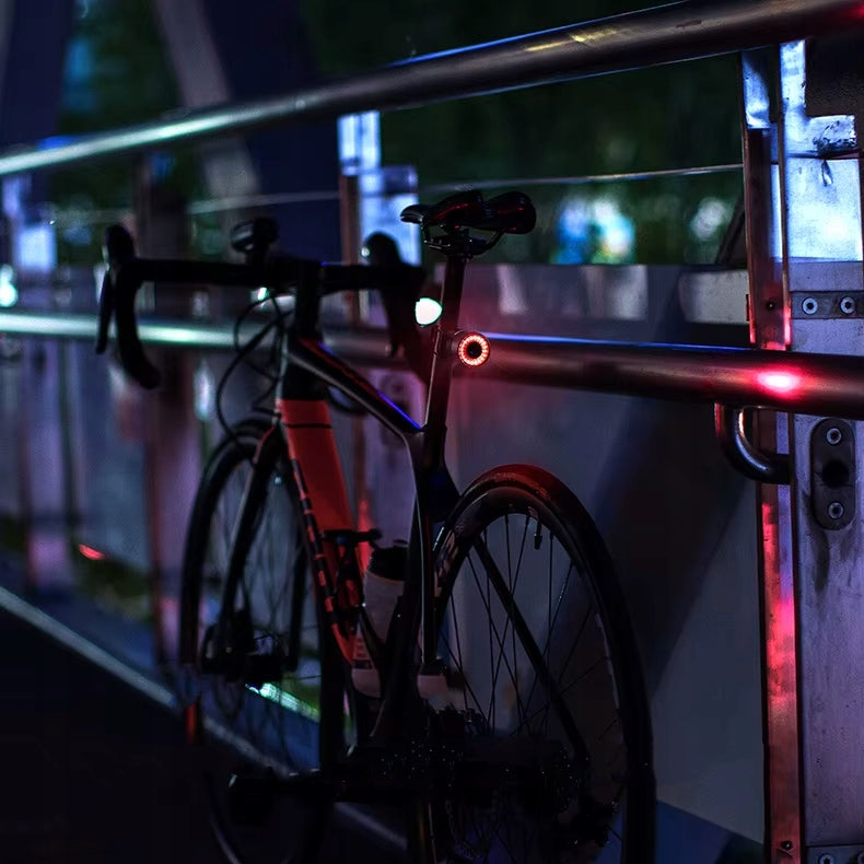 STRONG BRIGHT REAR BICYCLE LIGHT WITH DUSK STOP BRAKE SENSOR Manufacturer code MOCNA JASNA LAMPKA ROWEROWA TYLNA START STOP