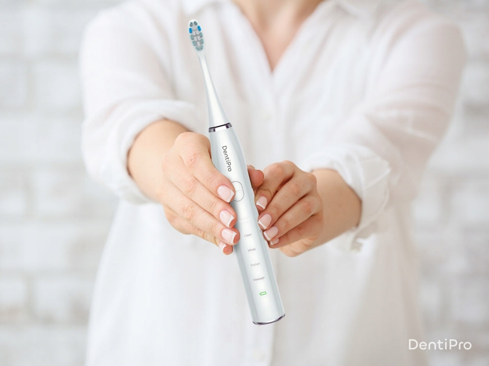 STRONG SONIC TOOTHBRUSH 5 MODES CASE SET + 6 TIPS WHITE Brand no brand