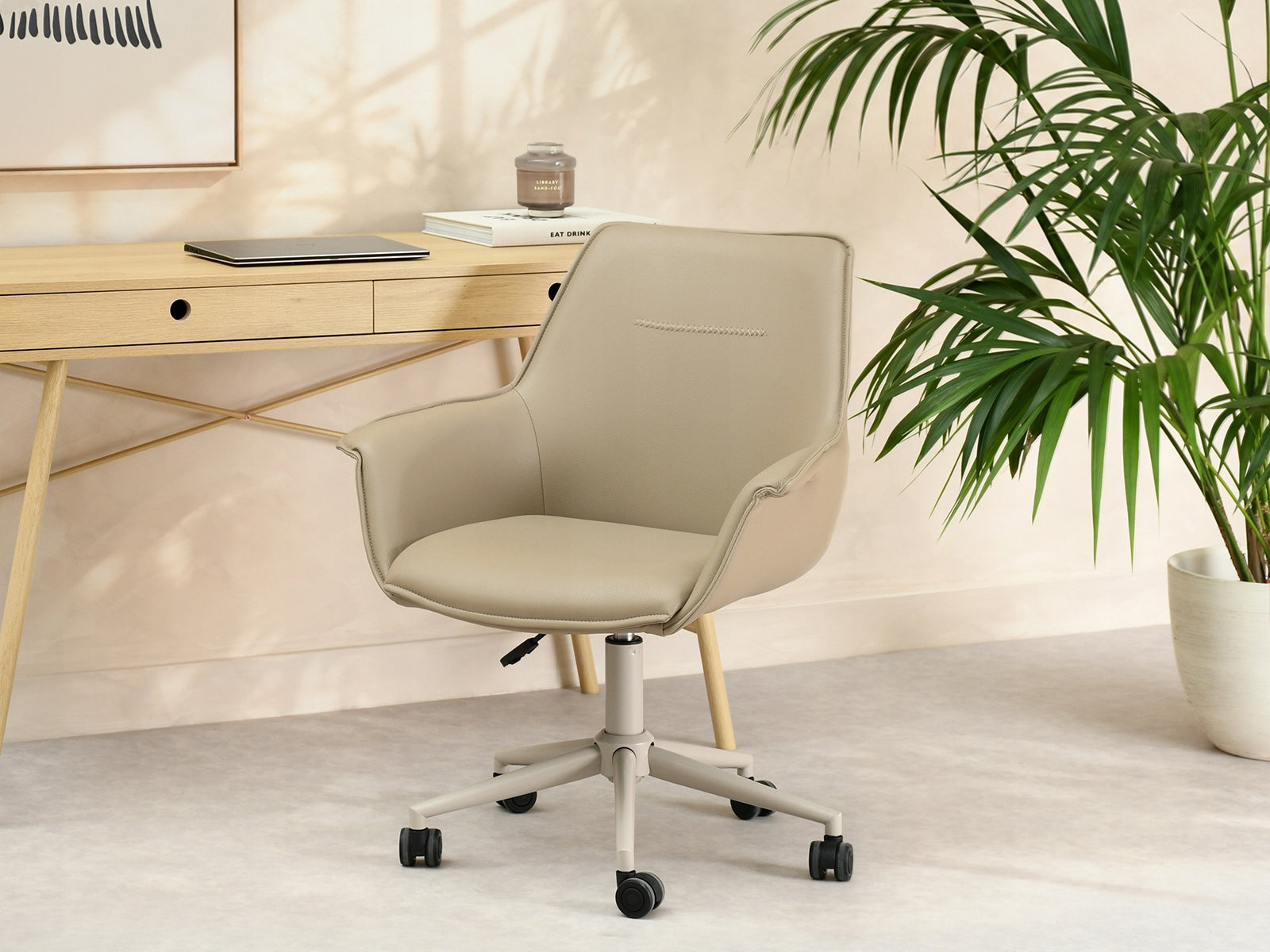 STYLISH SWIVEL OFFICE CHAIR BEIGE LEATHER OMAR MOBILE BASE BEIGE Manufacturer code 5907698646129