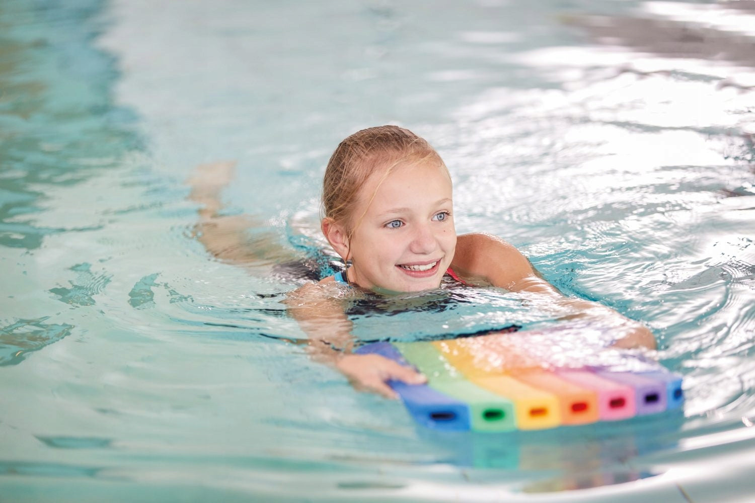 SWIMMING BOARD FOR LEARNING TO SWIM FOR THE POOL 1pcs Brand Comfy