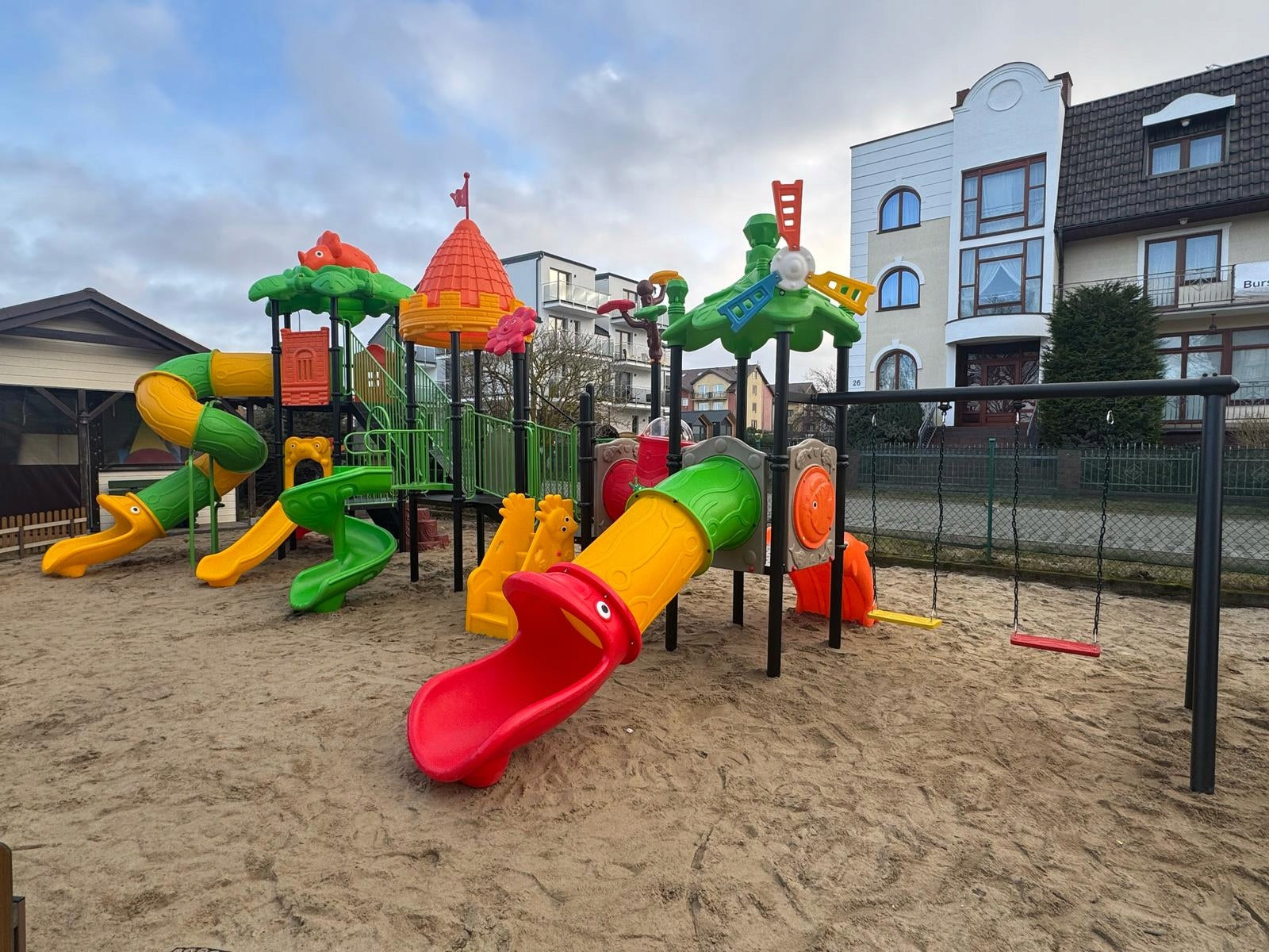 Safe square toys - compliant with PN-EN standards Dominant material synthetic material