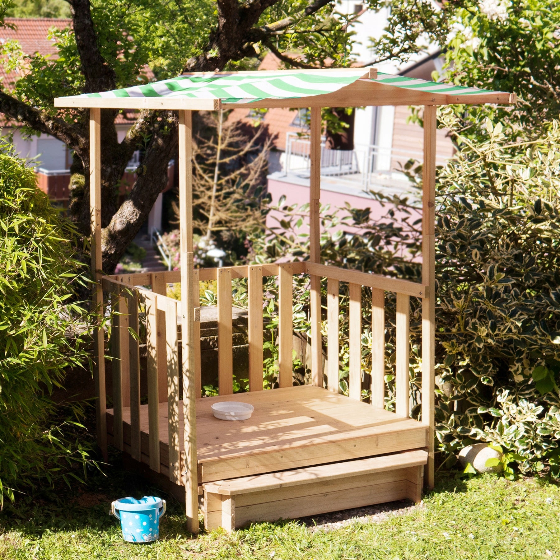 Sandbox for children with veranda and roof 106x105x137cm Kid's age 3+ years