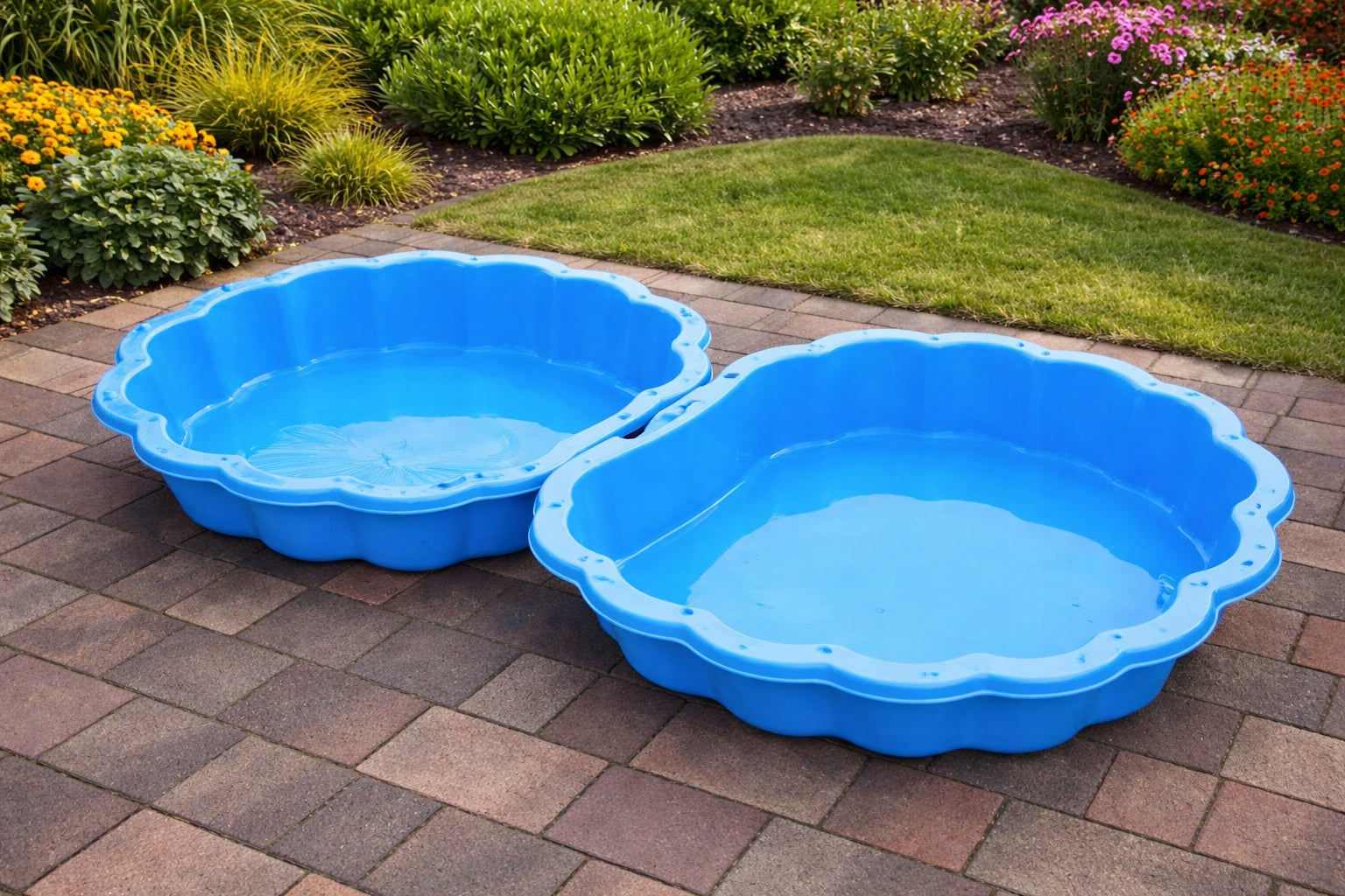 Sandbox with lid pool cloud blue 2IN1 Color blue
