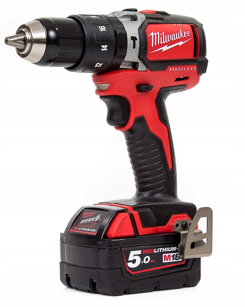 Screwdriver Milwaukee 18V 60Nm Impact Drilling Machine 2x5,0Ah + Suitcase Brand Milwaukee