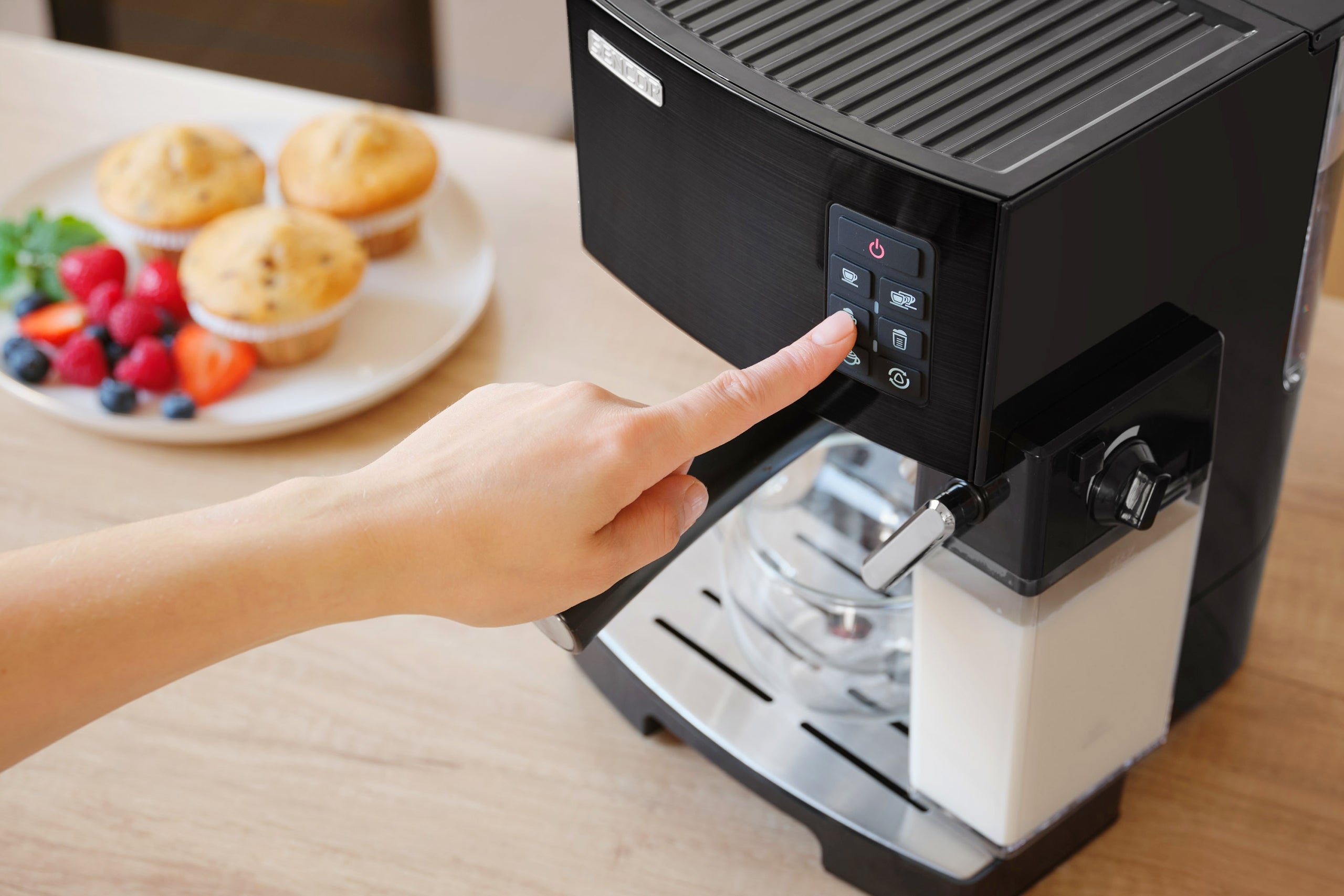 Sencor SES 4050SS-EUE3 1450 W Automatic espresso machine , Black Manufacturer code 8590669324606