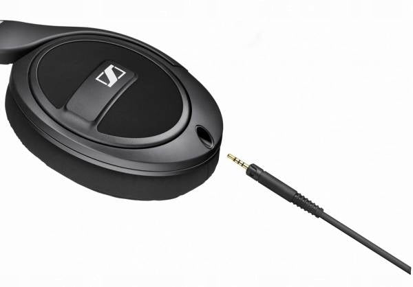 Sennheiser HD 569 - over-ear closed headphones / 2 cables included Manufacturer code 506829