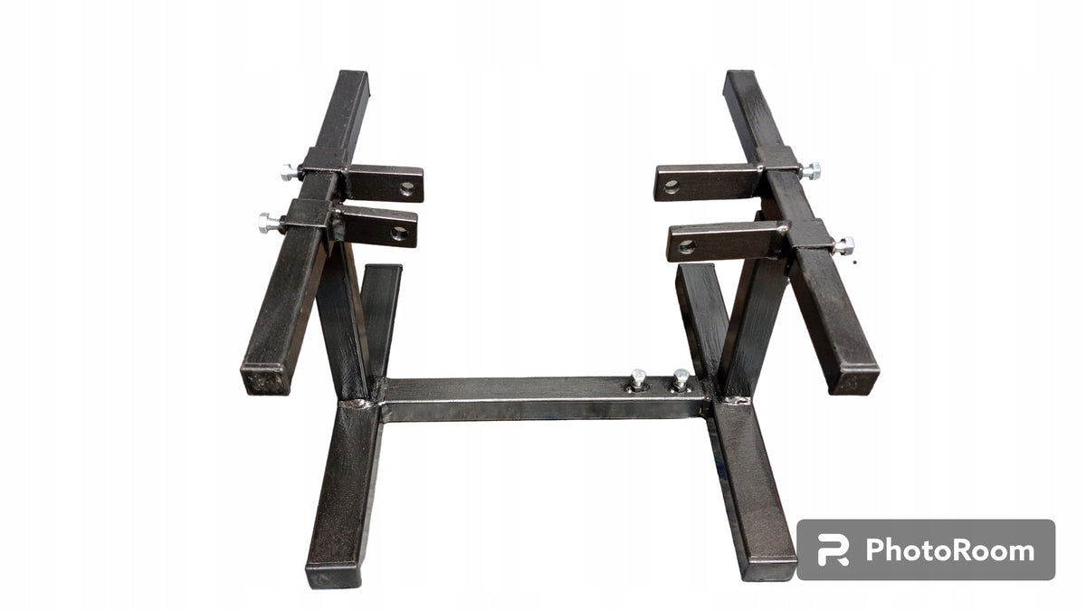 Service stand for a motorcycle engine - Raw condition