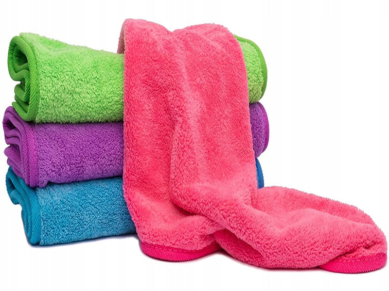 Set of microfiber cloths ELEKTROMET 30x30 cm multicolor 4 pieces Manufacturer code Zestaw ściereczek z mikrofibry