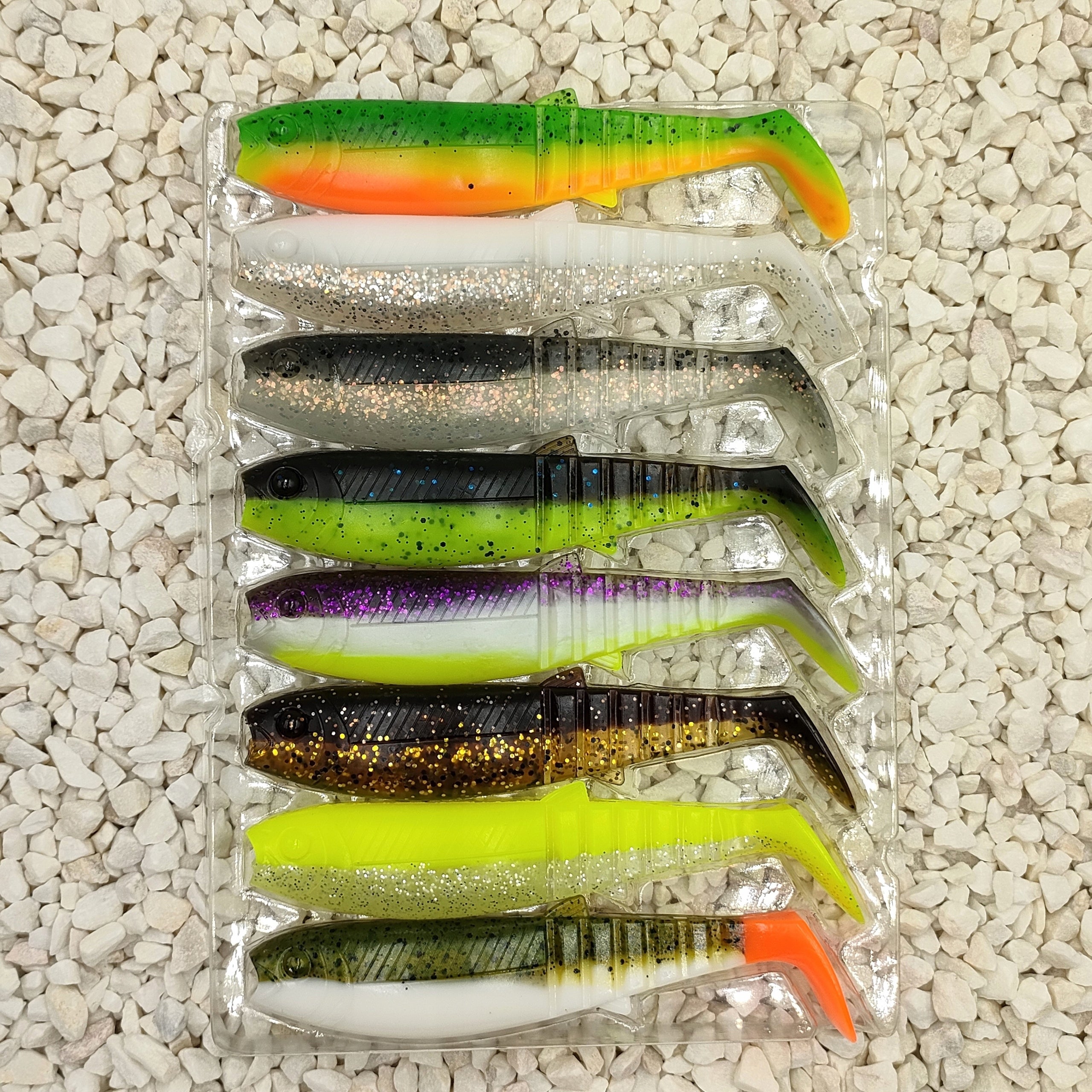 Set of pike hooves Cannibal Savage Gear 12,5cm 8pcs assorted colours Kind Hoof