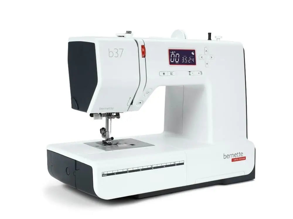 Sewing machine Bernette B37 home computer strong 50 stitches EAN (GTIN) 7630043513361