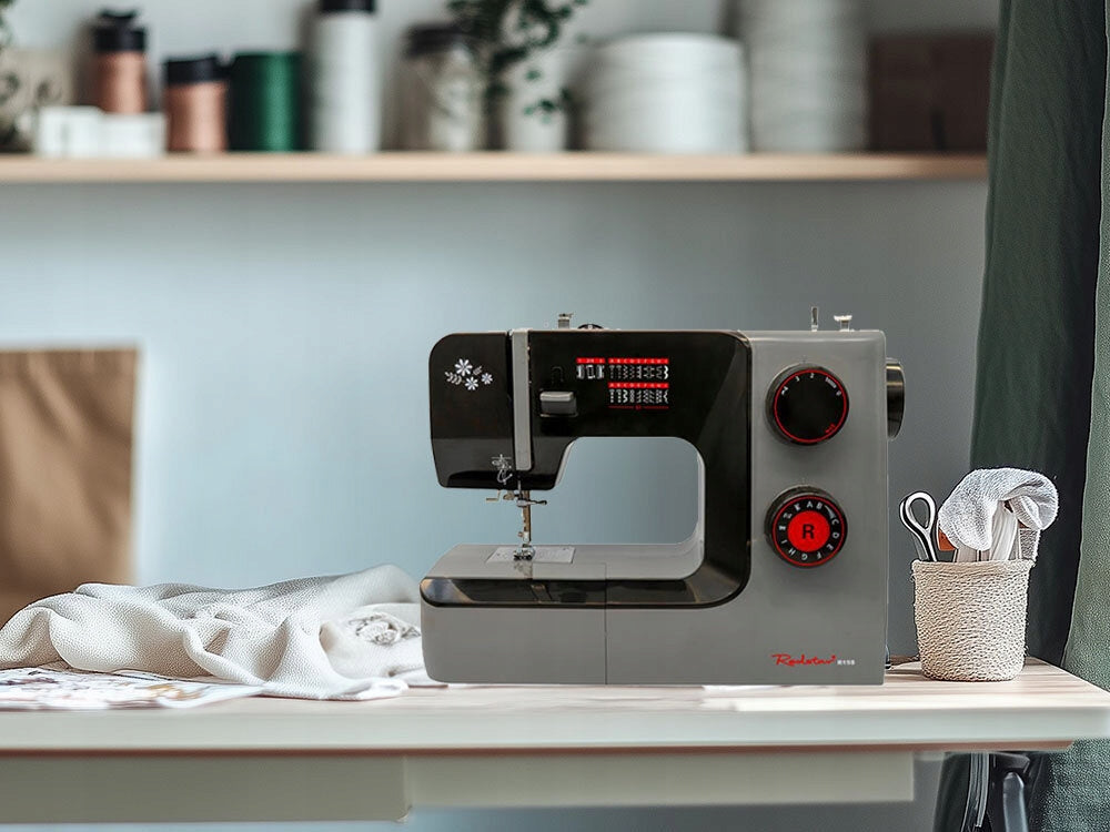 Sewing machine REDSTAR R15S + Starter kit Batteries included no