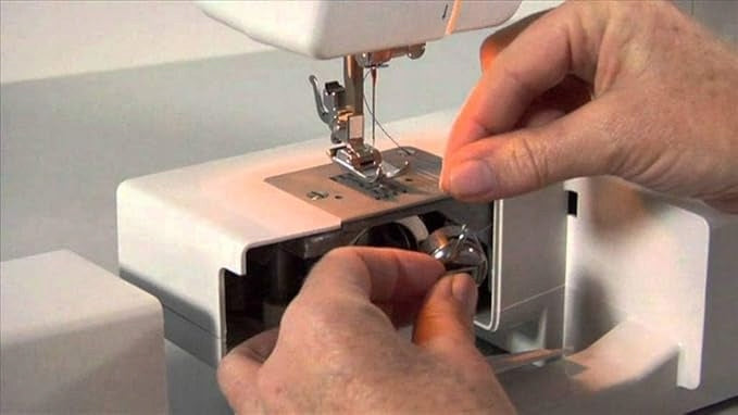 Sewing machine Singer Promise 1409 15 programs free arm Dominant color white