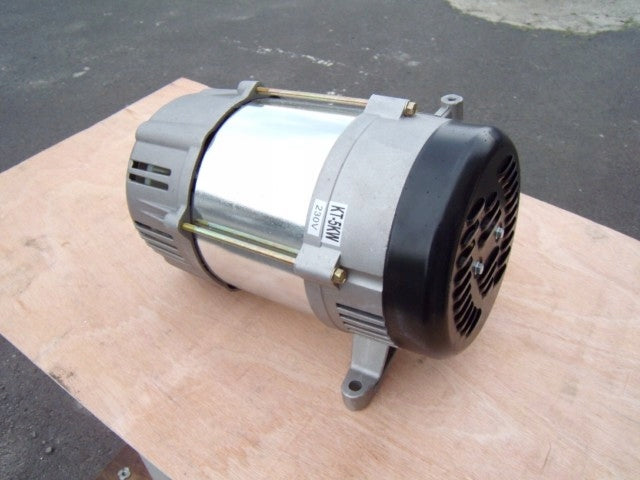 Single-phase generator unit with a power of 6,0 kW, AVR -copper