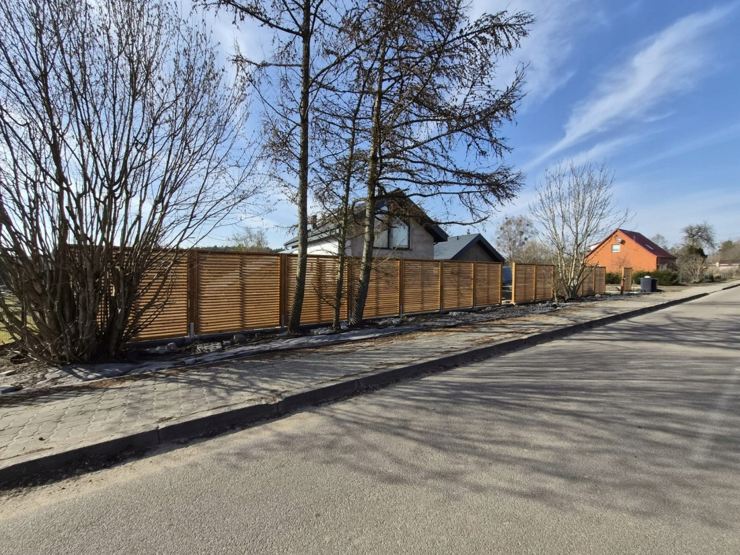 Slatted fence 180x180cm with larch KL C Manufacturer code P-LA01