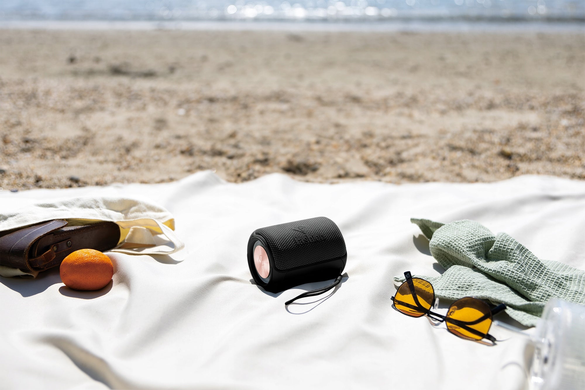 Small Bluetooth Portable Speaker, Fashion FTV-0115 Matte Black-Rose Gold