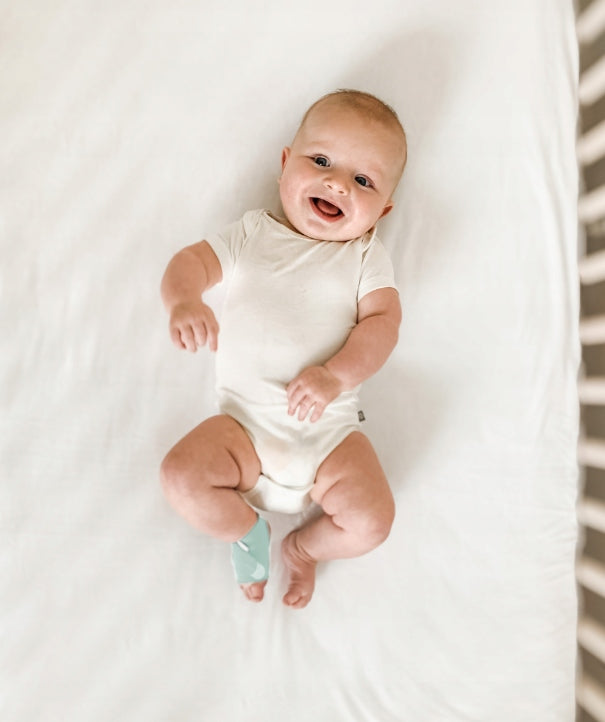 Smart Breath and Sleep Monitor Owlet Dream Sock Mint Baby Monitor Kind breathing monitor