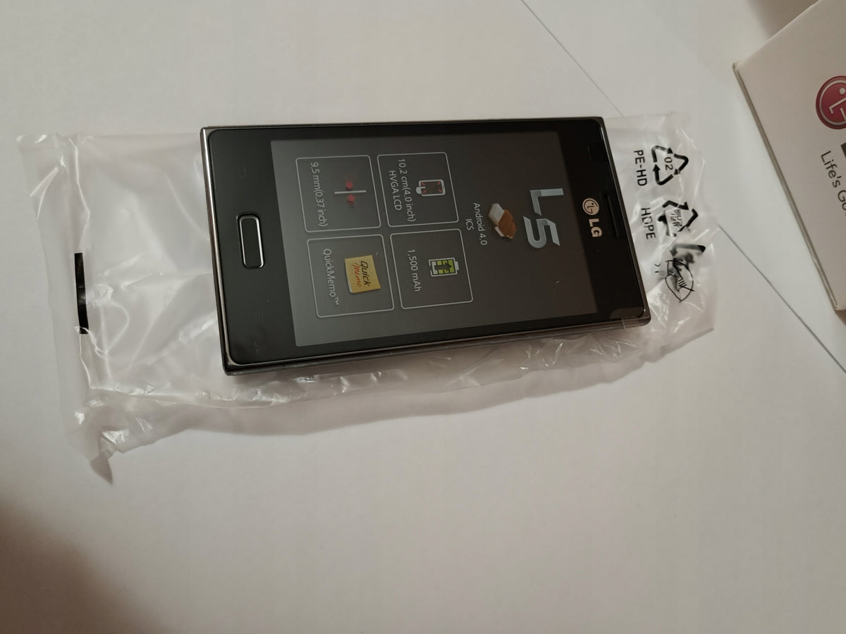 Smartphone LG Swift L5 512 MB / 4 GB 3G white Polish Salon black Packaging status original