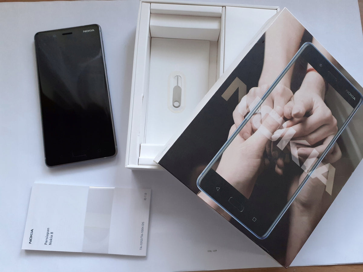 Smartphone Nokia 8 4 GB / 64 GB 4G (LTE) grey THE ONLY NEW set of fab film.