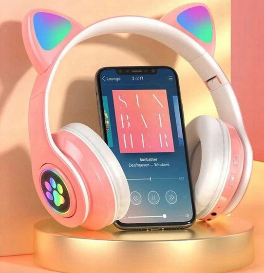 Smartwatch Pink (GPS, Locator, CAMERA) + LED HEADPHONES CAT EARS Brand Craft & Magic