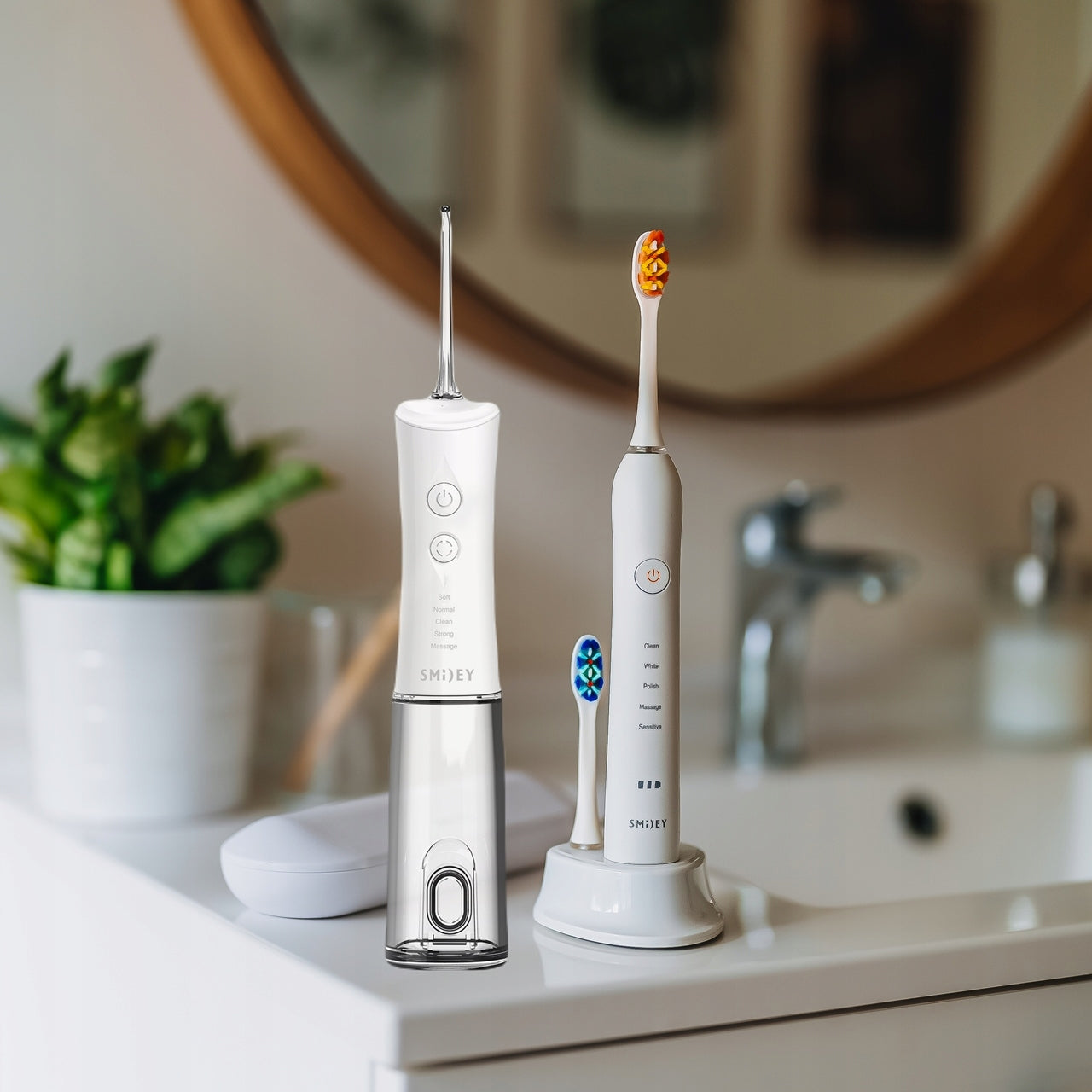 Smiley Sonic Toothbrush + Cordless Dental Irrigator EAN (GTIN) 5904689166895