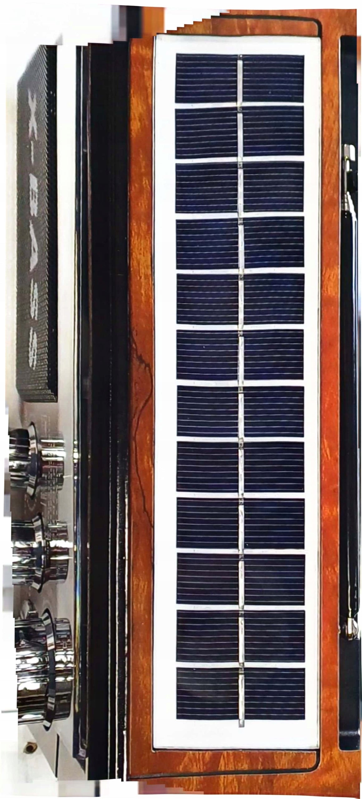 Solar Radio WAXIBA Battery Operated X-BASS Bluetooth USB AUX Manufacturer code XB-2302