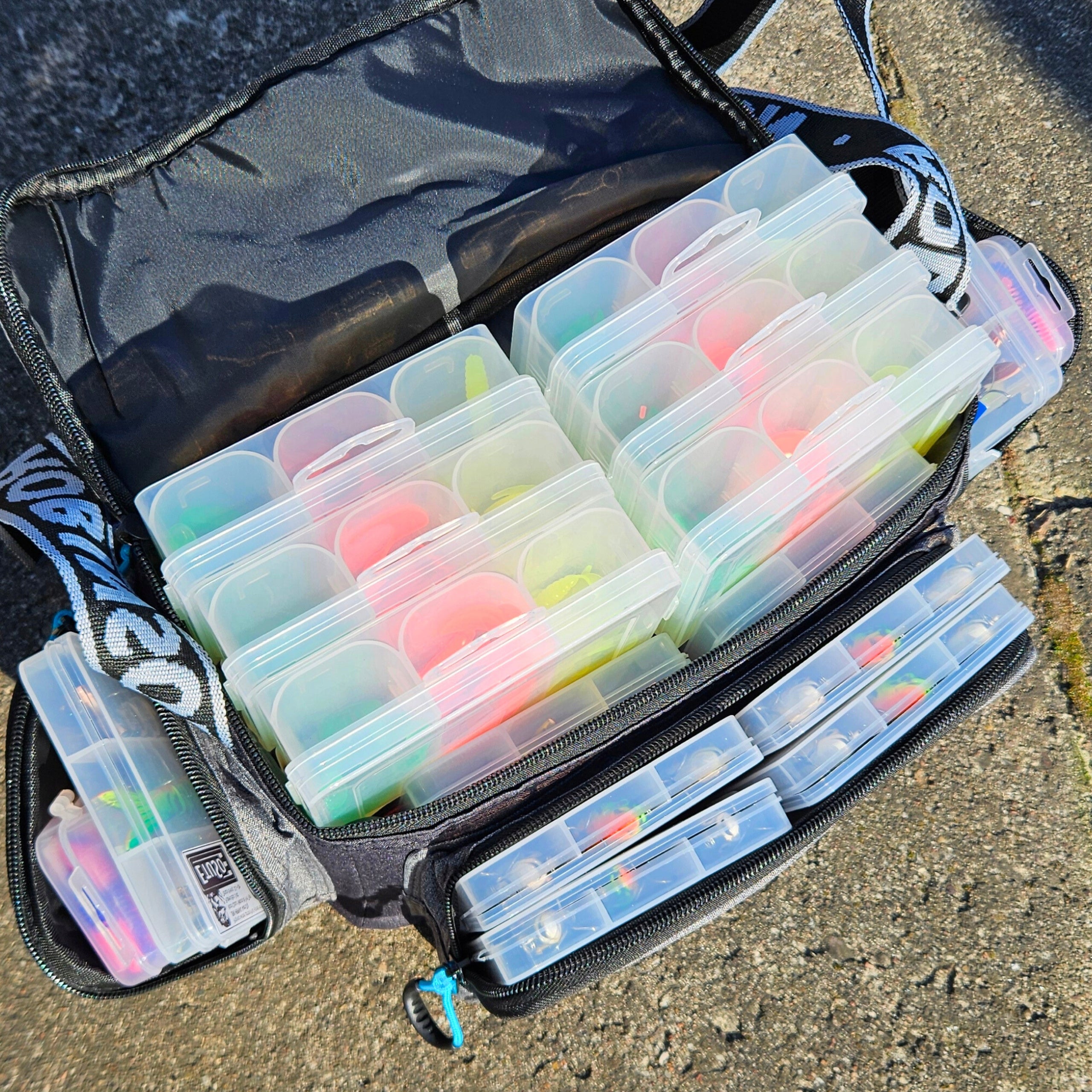 Spinning Fishing Bag with Box + Pliers Small Organizer Set EAN (GTIN) 5907394747496