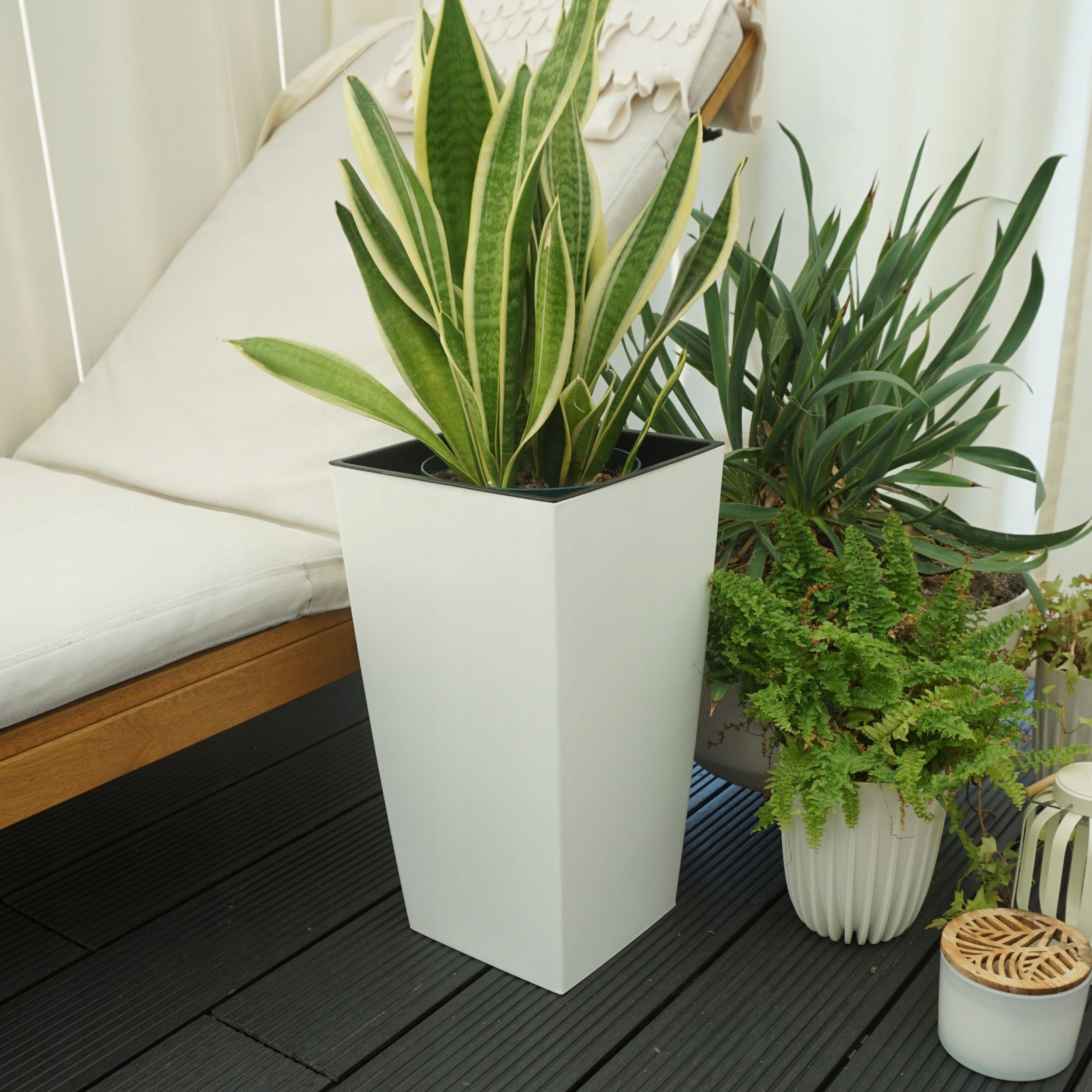 Square flower pot matt 22,5cm with insert Planter + spacer Color white