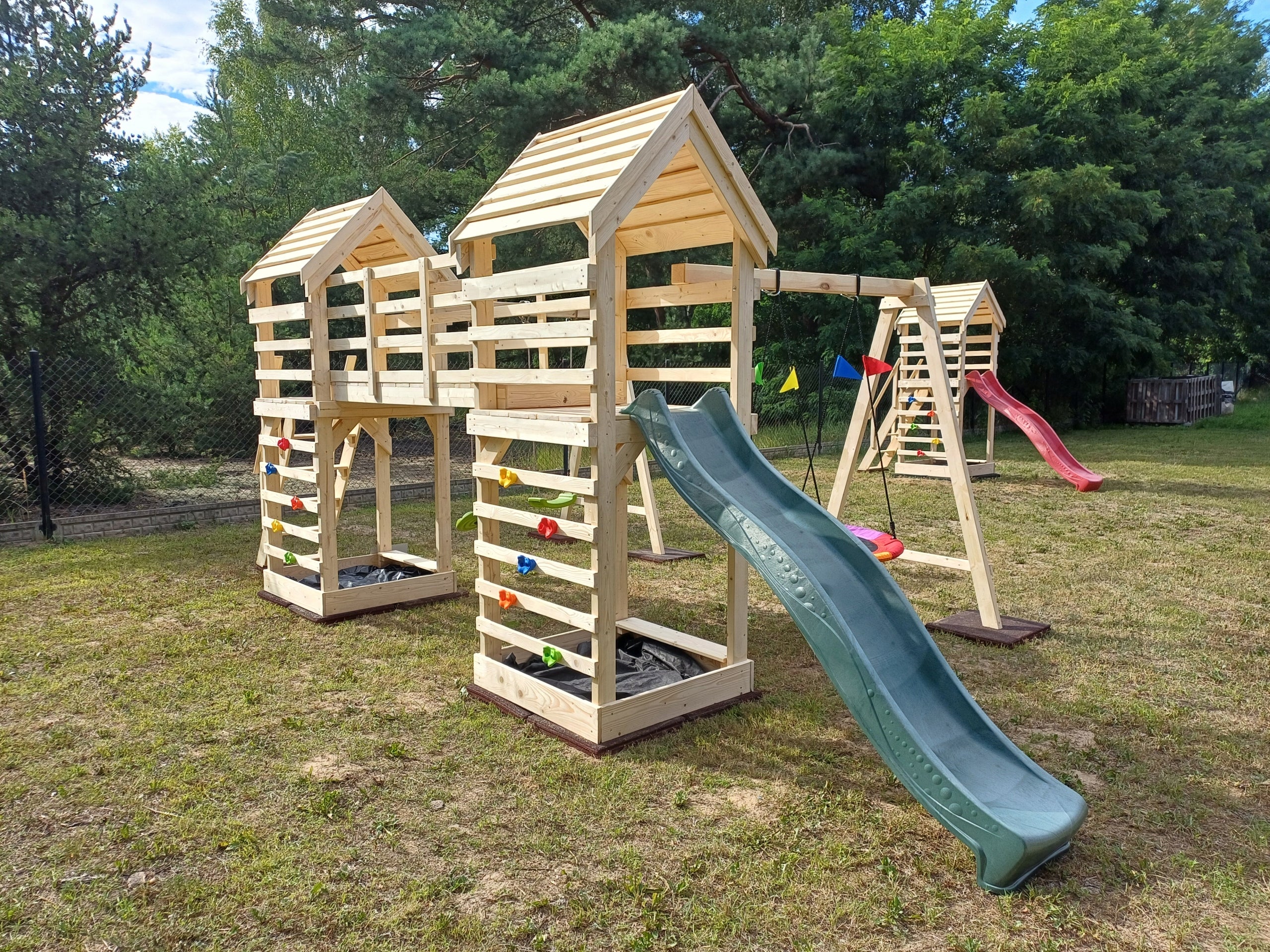 Square toys "FIELD"–house, sandpits, swings, bridge, towers-CHALKBOARD Brand no brand