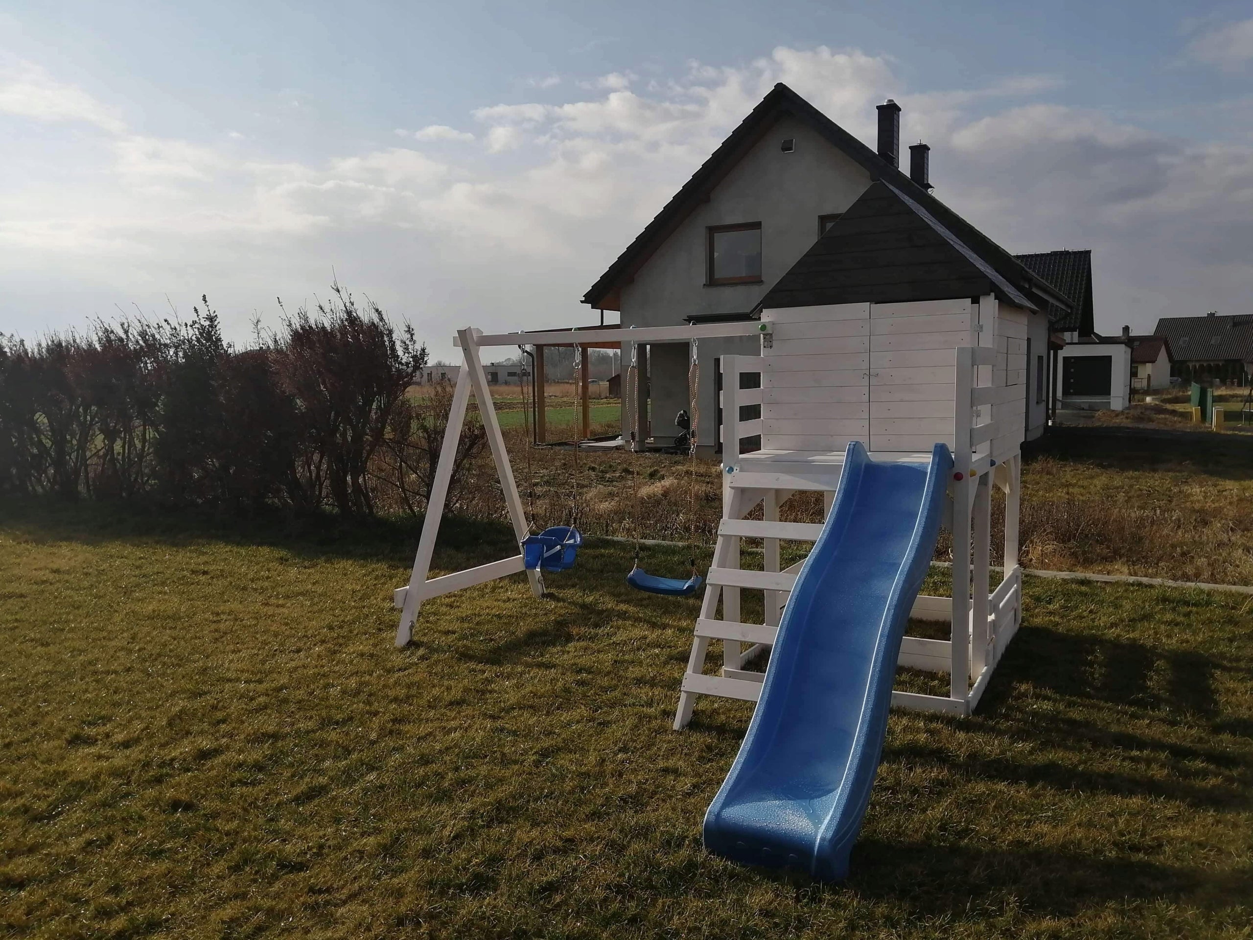 Square toys cottage slide swing climbing Kind wooden