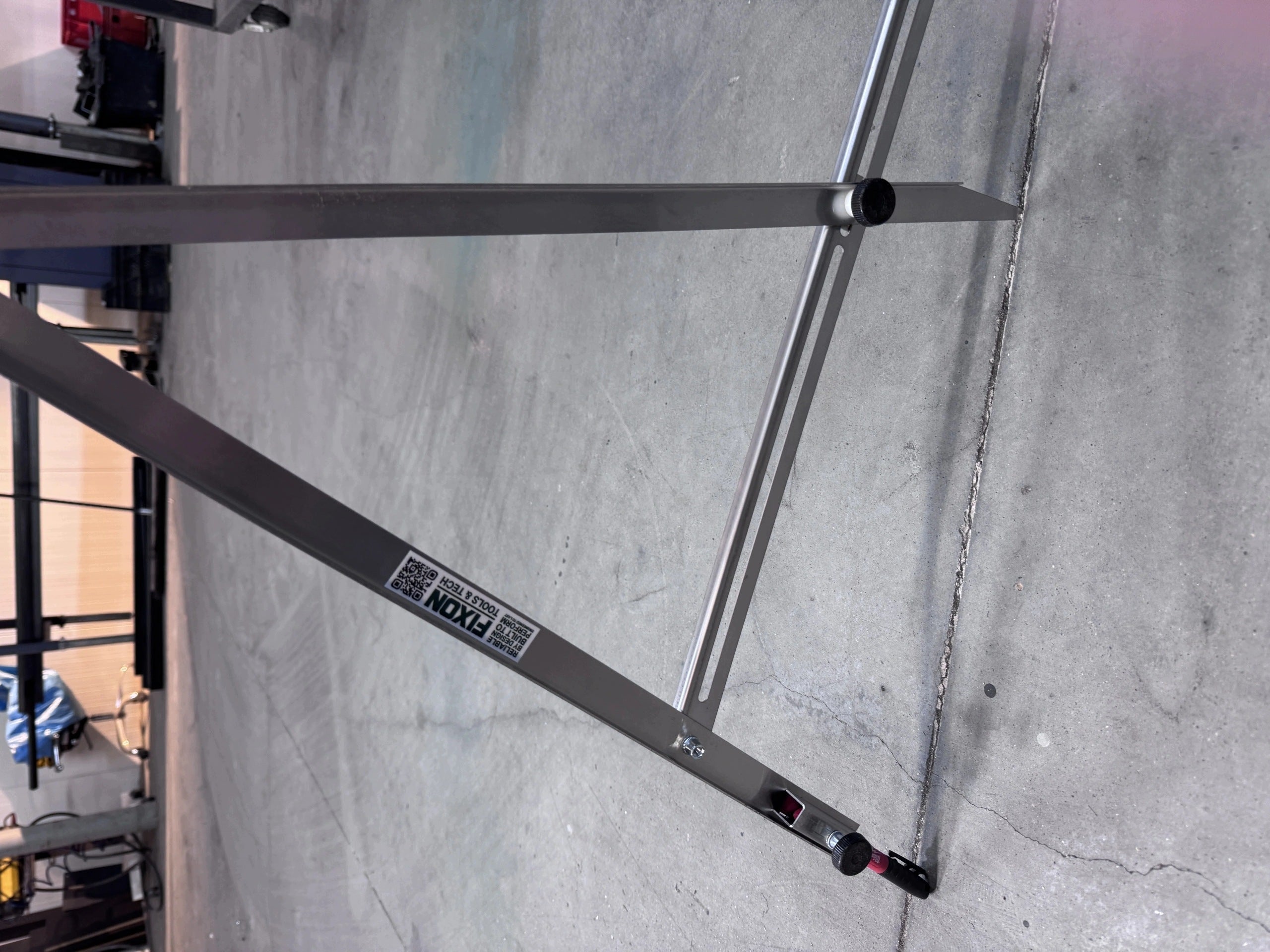 Stainless steel construction circle CyrkielFix for large circles (up to 120 cm) Packaging status original
