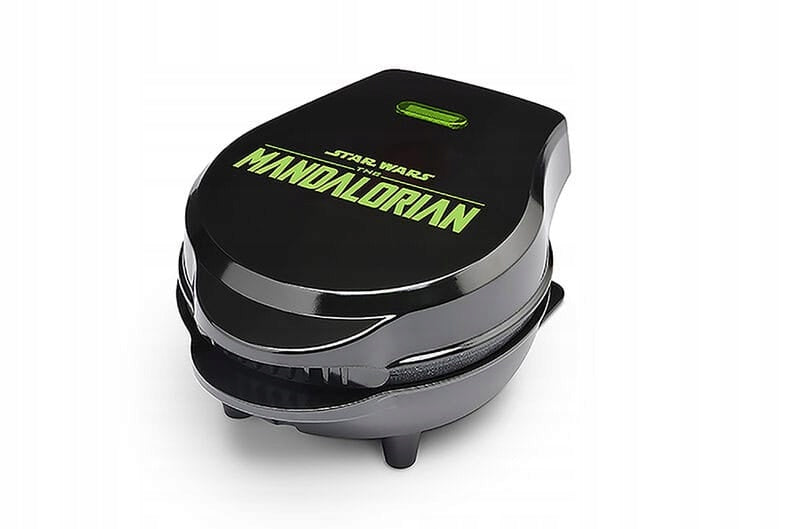 Star Wars The Mandalorian The Child Grogu Power rating 650 W