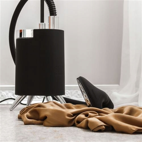 SteamOne MINILYS BLACK steamer for ironing, vertical steamer 2000W Packaging status original