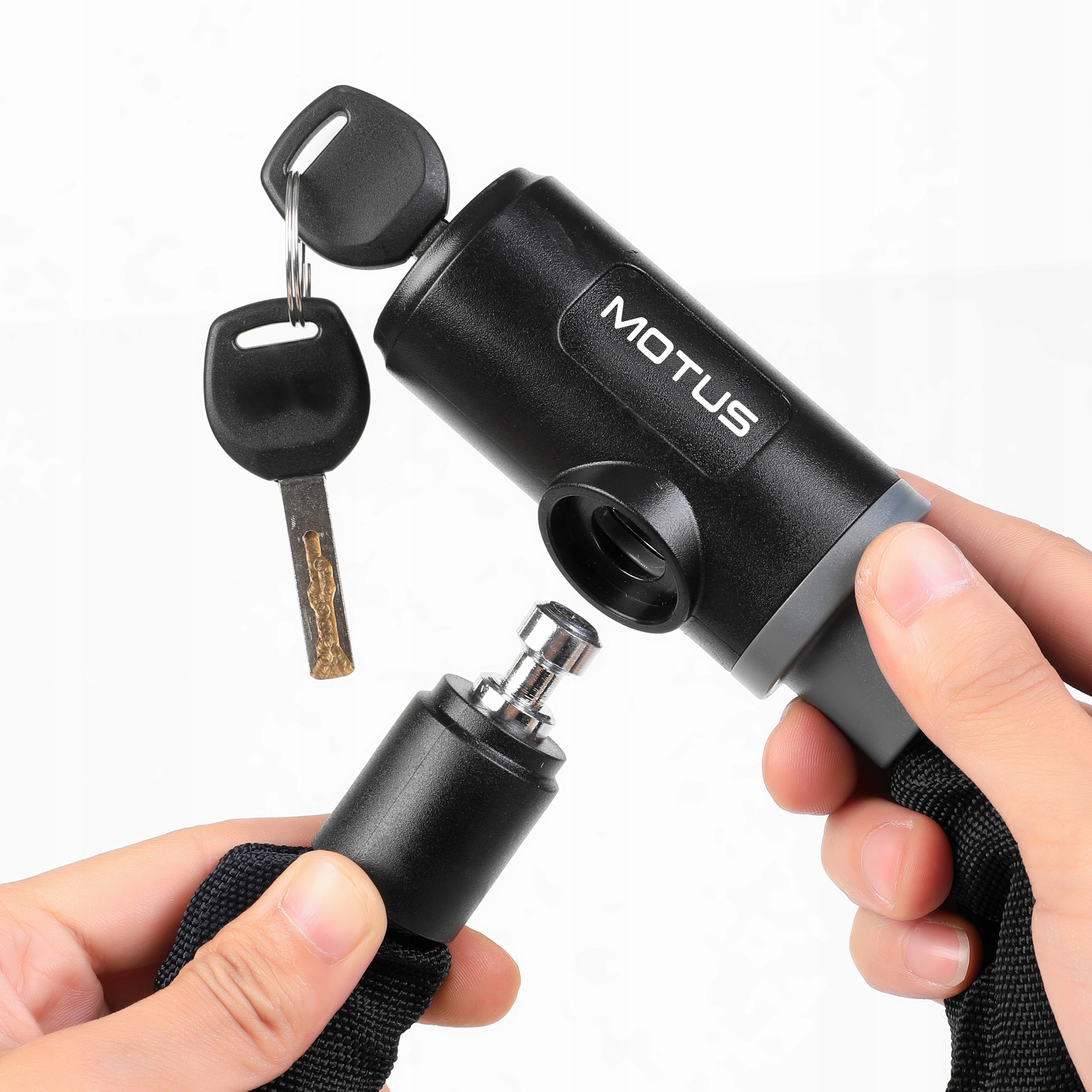 Strong bicycle key closure Anti-theft chain protection Brand Motus