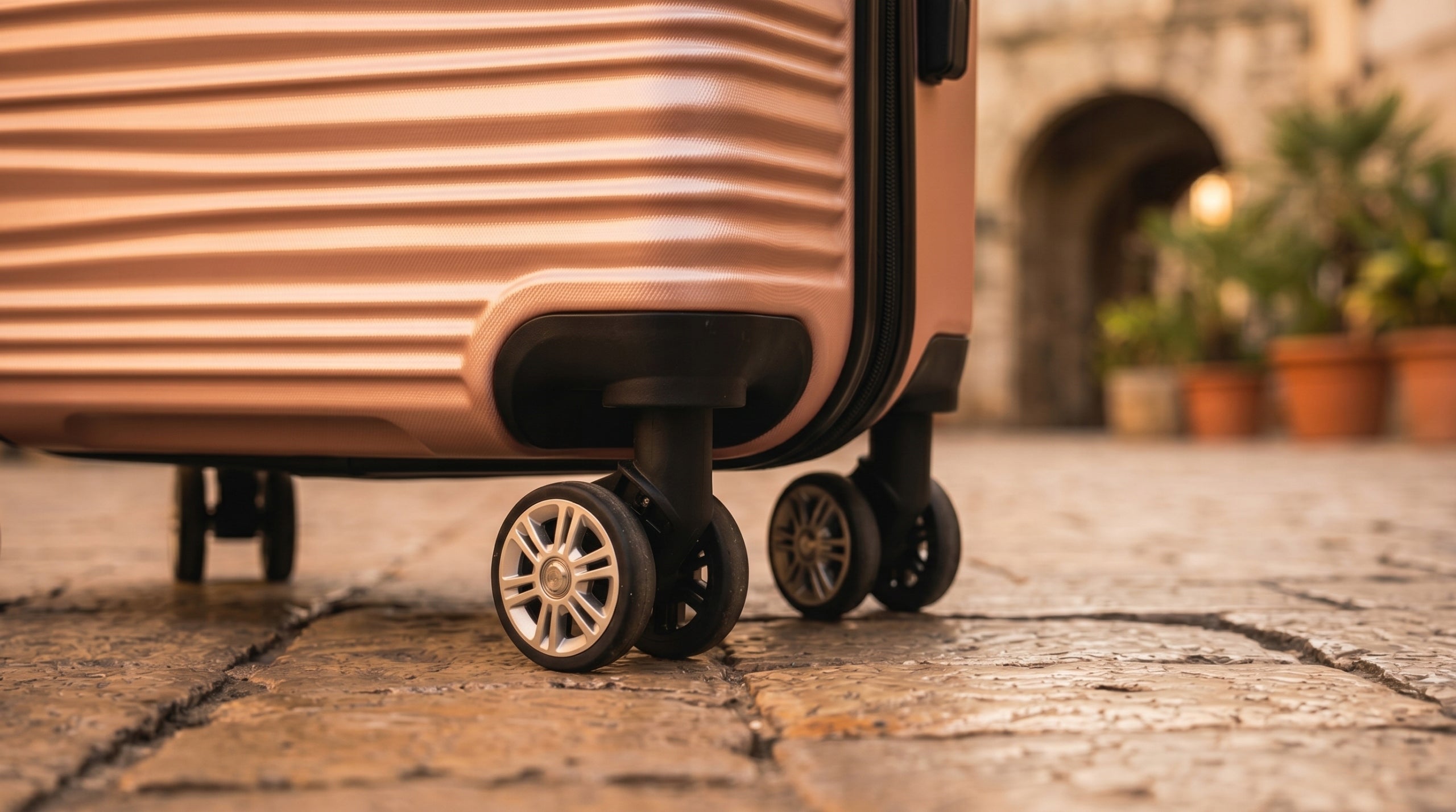Suitcase XL medium travel wheels luggage 4 double wheels bag Height 67 cm