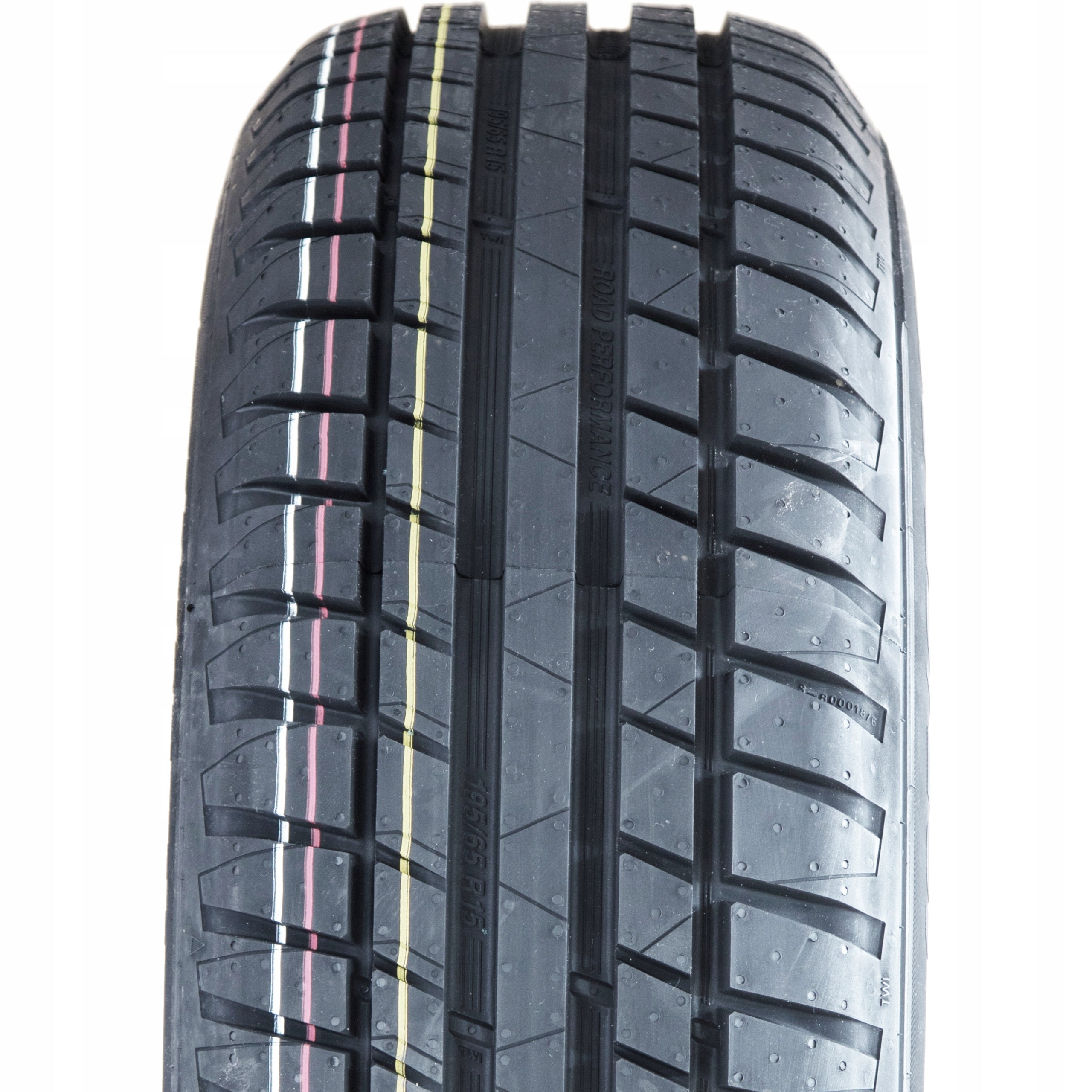 Summer tyre 205/55R16 94V XL Road Performance KORMORAN